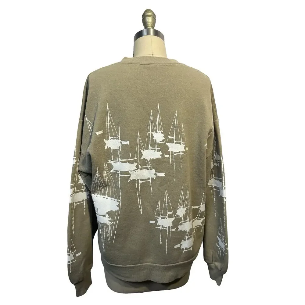 Vintage AOP Sailboat Print Pullover Crewneck Sweatshirt Tan Nautical Yacht M